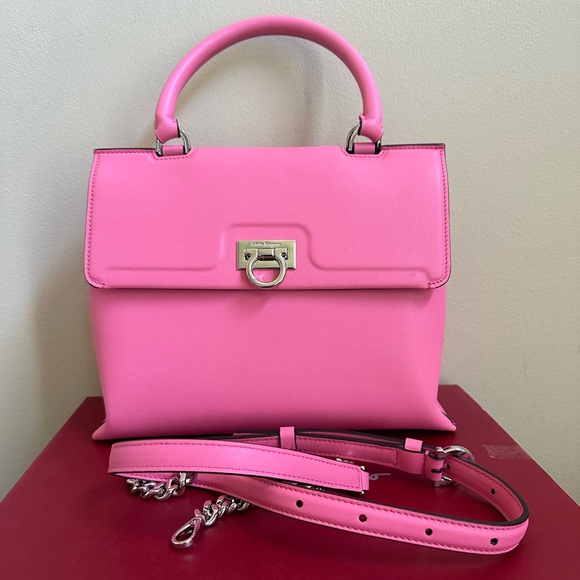 Salvatore Ferragamo Pink Trifoglio Women Crossbody Top handle Handbag NEW - Picture 2 of 9